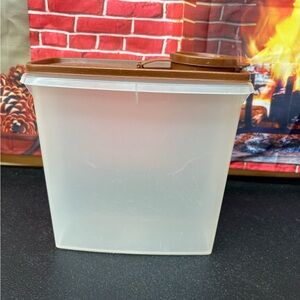 Vintage Tupperware cereal storage container